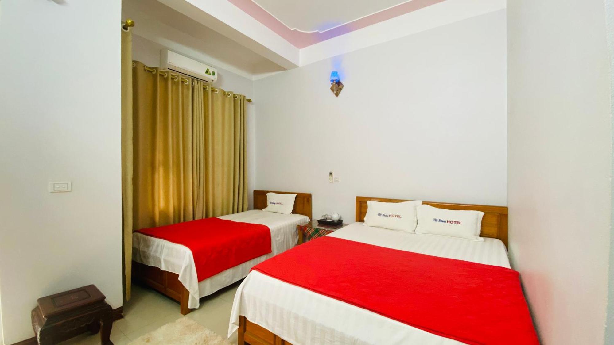 Viet Hoang Hotel Bao Lac Exteriör bild
