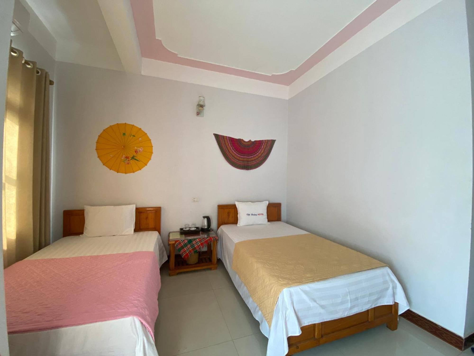 Viet Hoang Hotel Bao Lac Exteriör bild